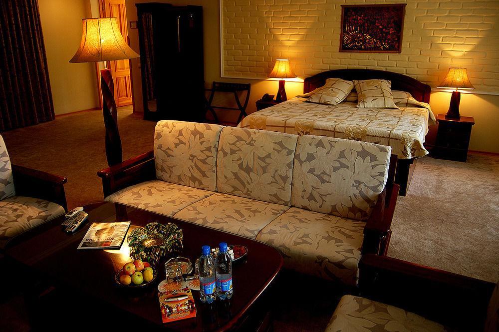 Hotel Grand Samarkand Superior - B Room photo
